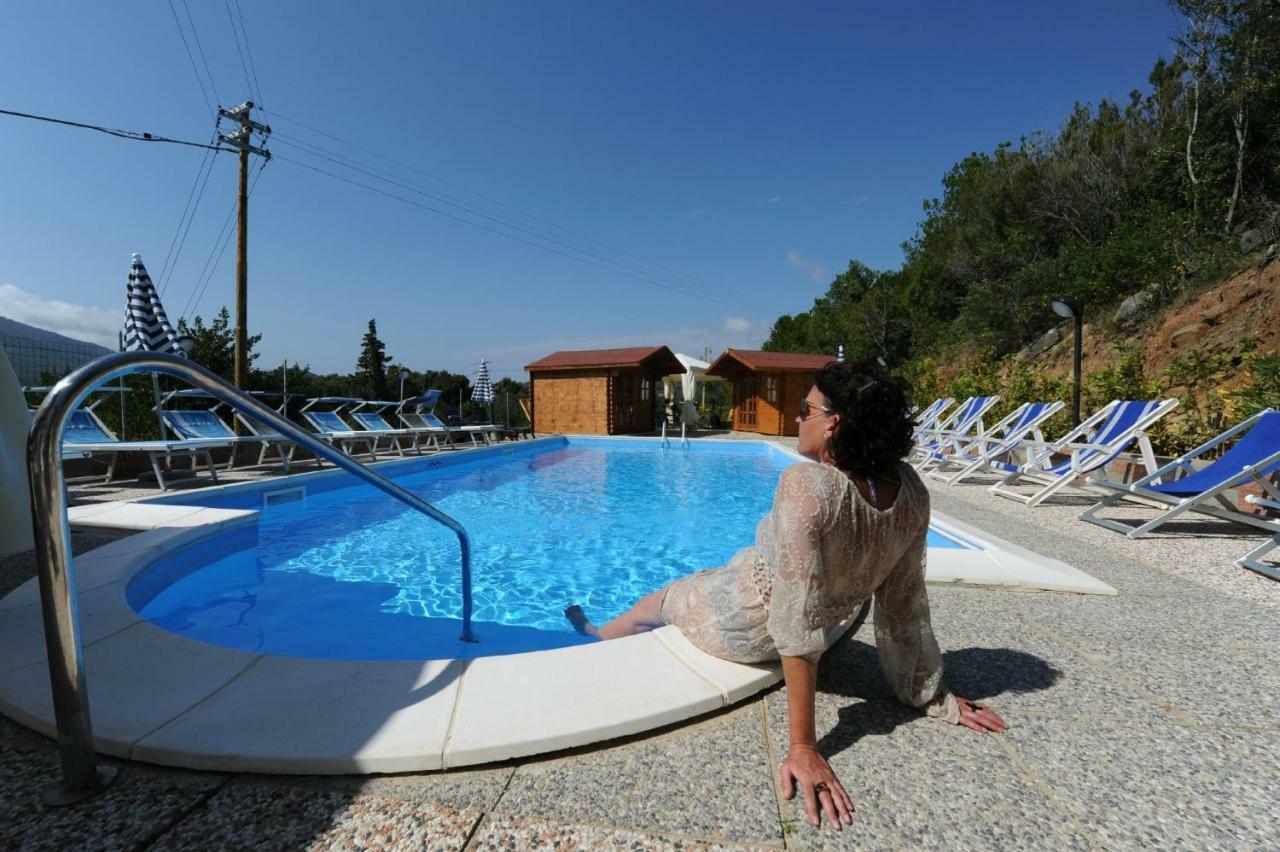 Vacanzamaredue 2 Residence Marina di Campo Eksteriør bilde