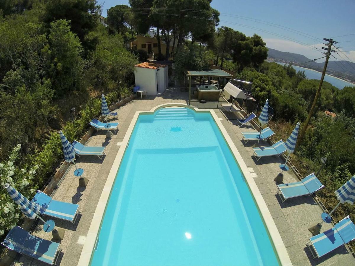 Vacanzamaredue 2 Residence Marina di Campo Eksteriør bilde